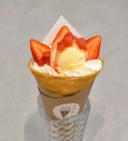アイスいちごクレープ