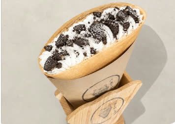 オレオ生クリームクレープ